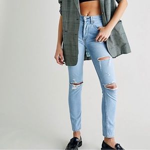 Boyish by Her Billy high rise skinny denim jeans
land before time! 🔥BRAND NEW🔥